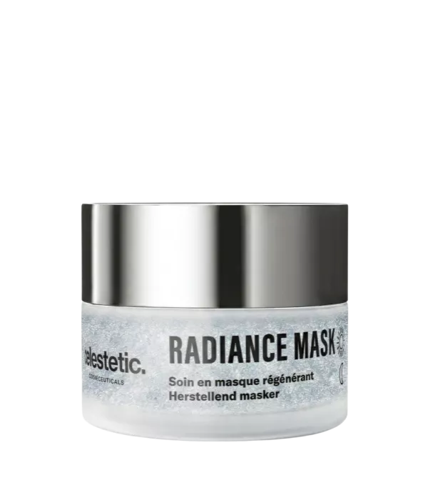 actieve kool, vitamines B3 & B5.